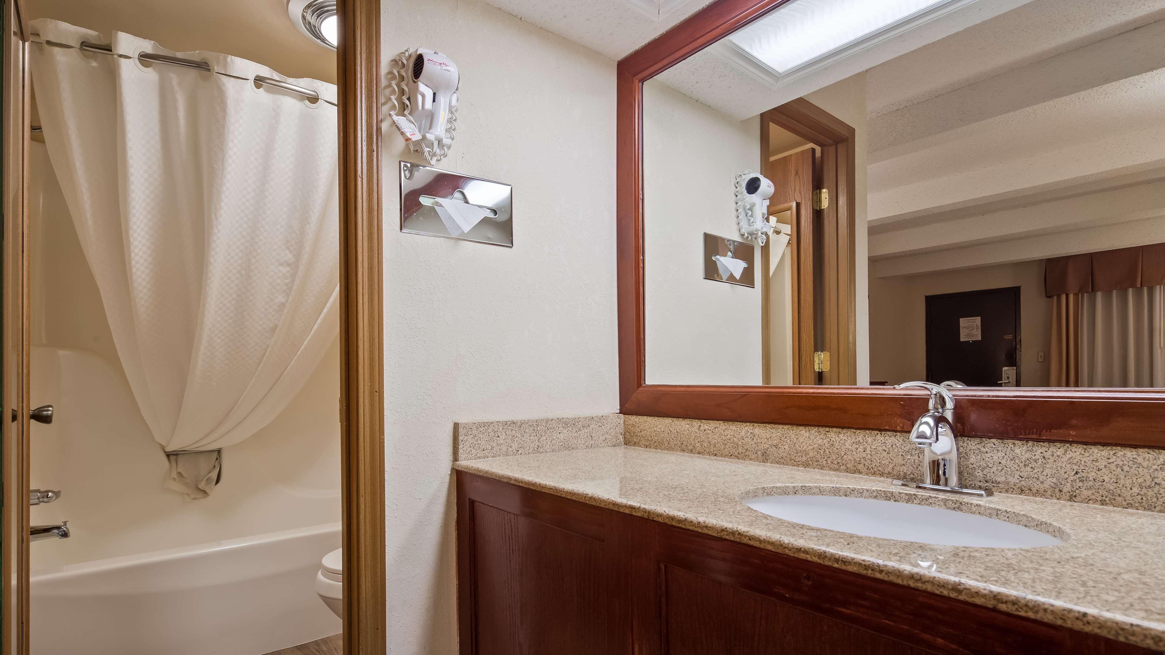 Best Western Montis Inn St. Robert Extérieur photo